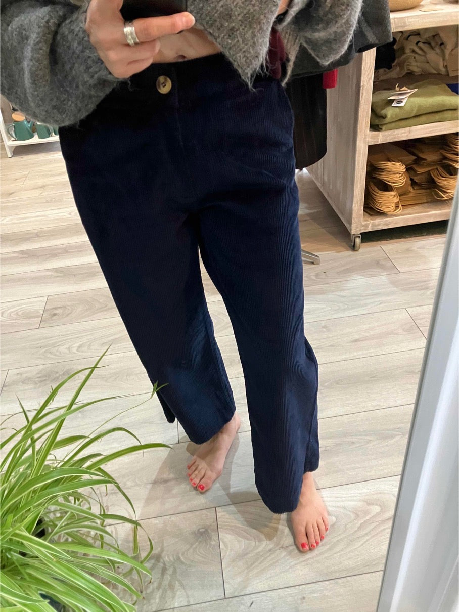 Lily & Me Isla cropped navy cords