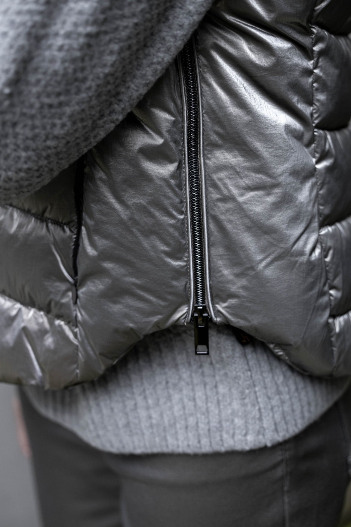 Yest Zanna outerwear bodywarmer in silver
