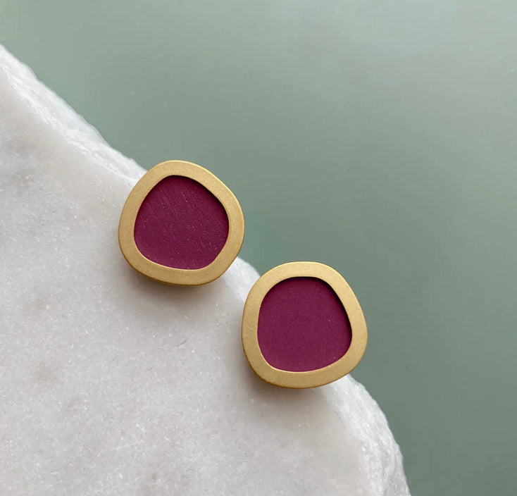 Mica Peet Coloured gold circle stud earrings