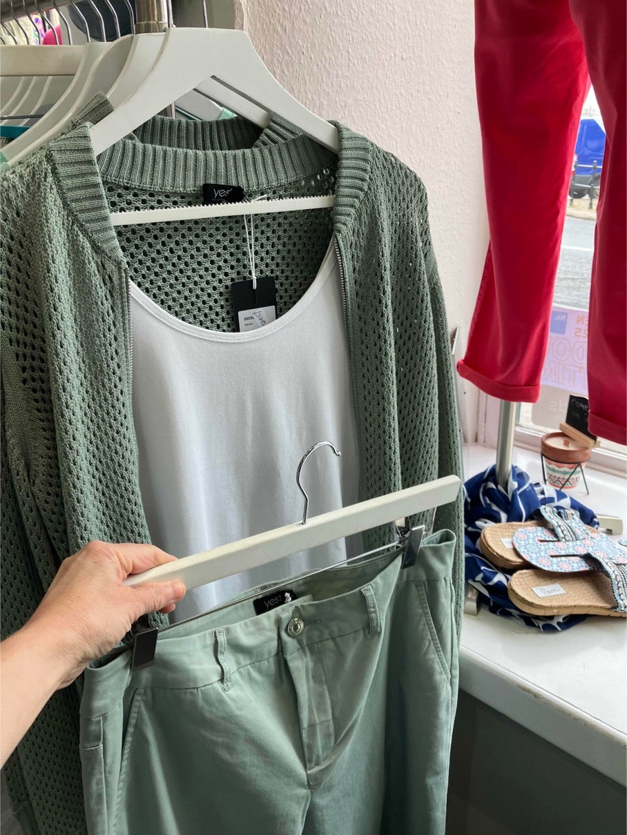 Yest Gerriette white vest top