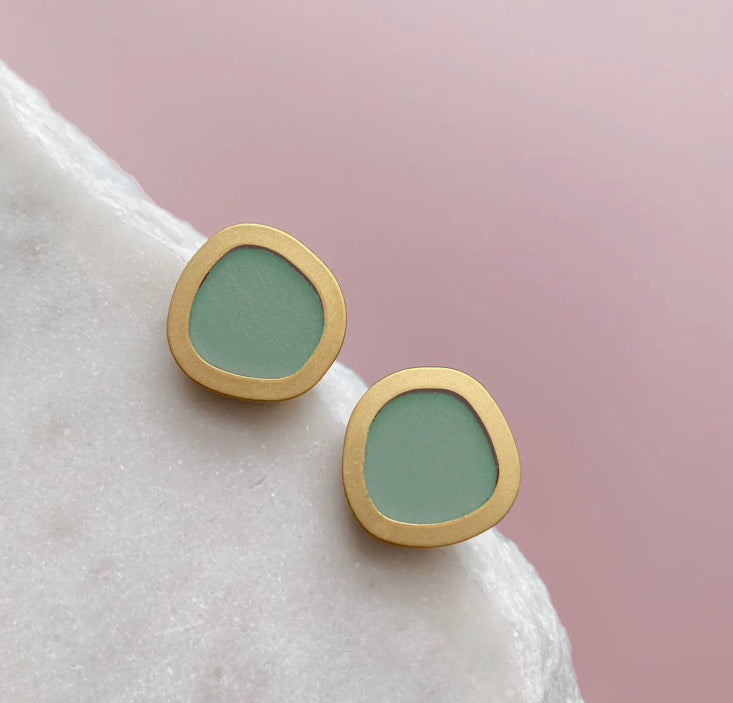 Mica Peet Coloured gold circle stud earrings