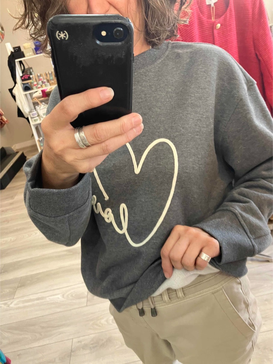 Grace & Mila Sharly sweatshirt in grey with love design