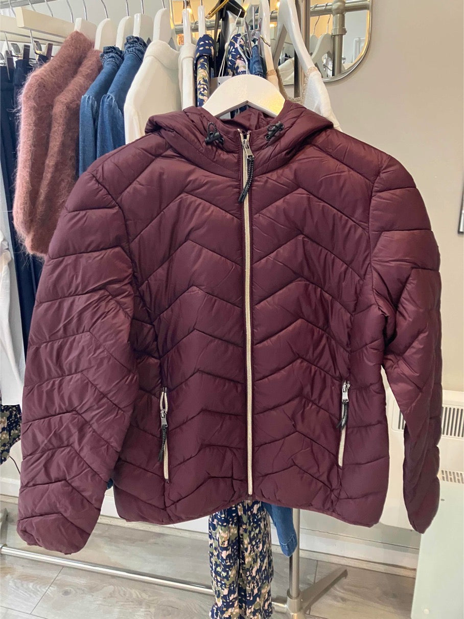 Fransa Padma jacket in burgundy fudge