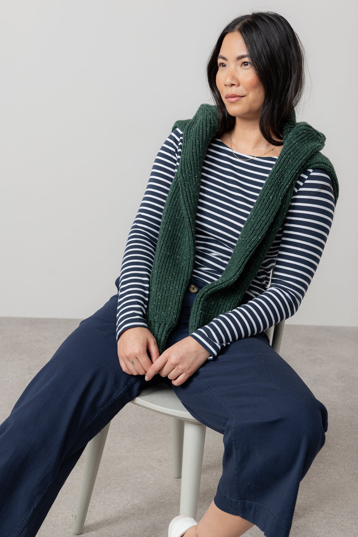 Lily & Me Isla crop trouser in navy