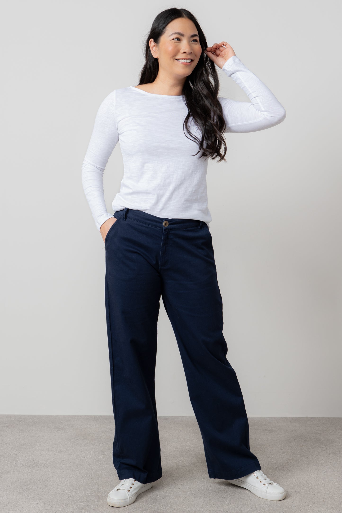 Lily & Me Isla crop trouser in navy