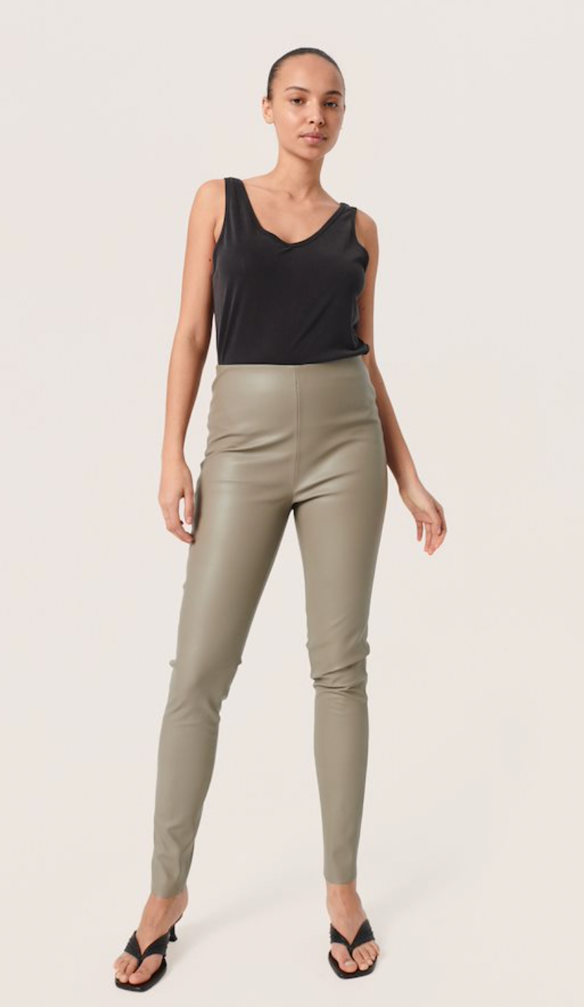 Soaked Kaylee Leggings in brindle fawn