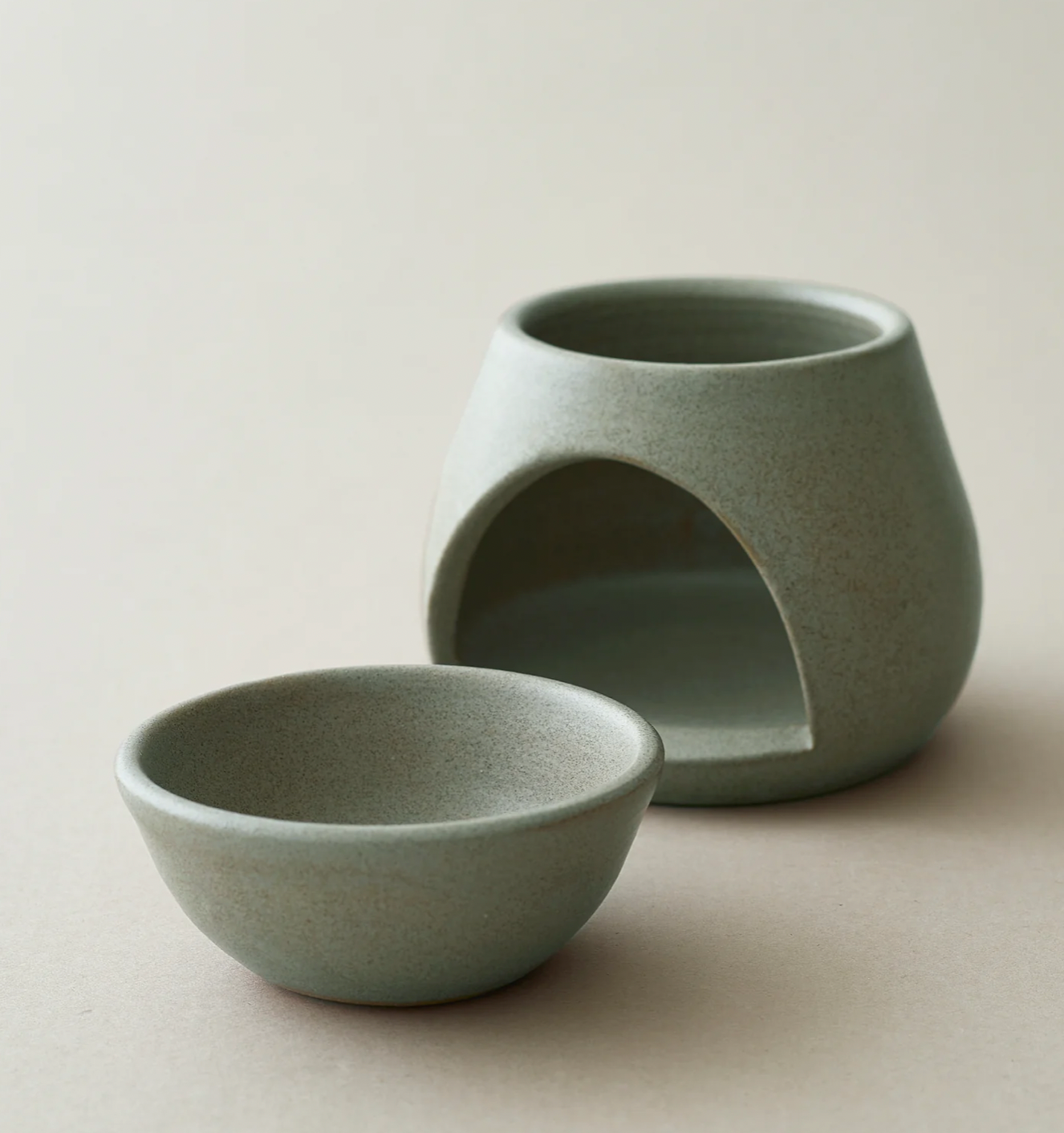 Aura Que Sunu burner for melts and oils