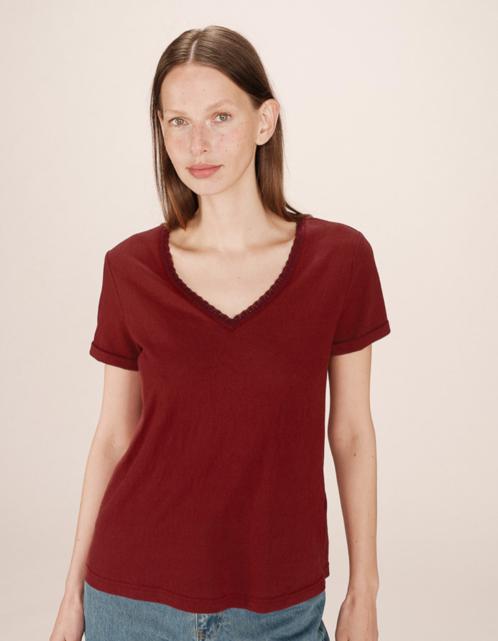 Grace & Mila Space tee in bordeaux