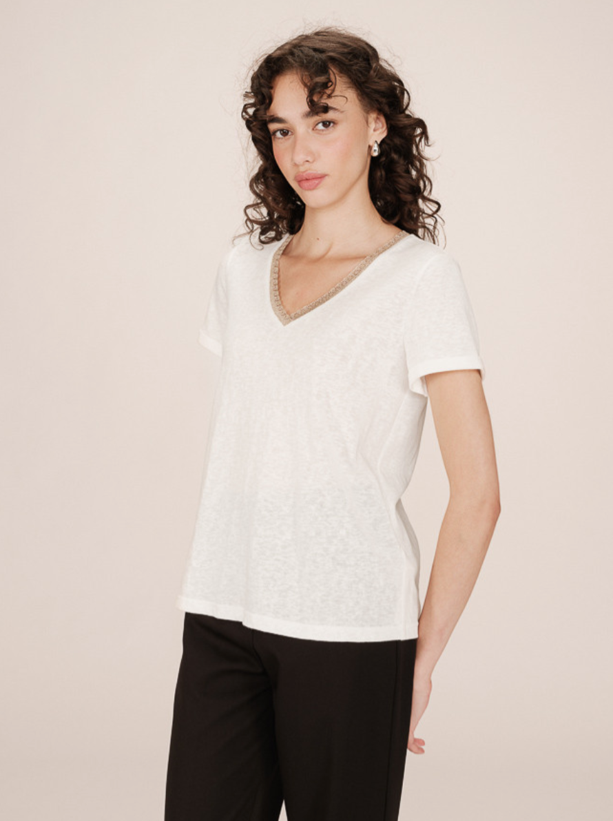 Grace & Mila Space tee in ivory