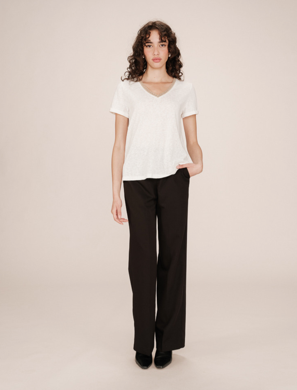 Grace & Mila Space tee in ivory