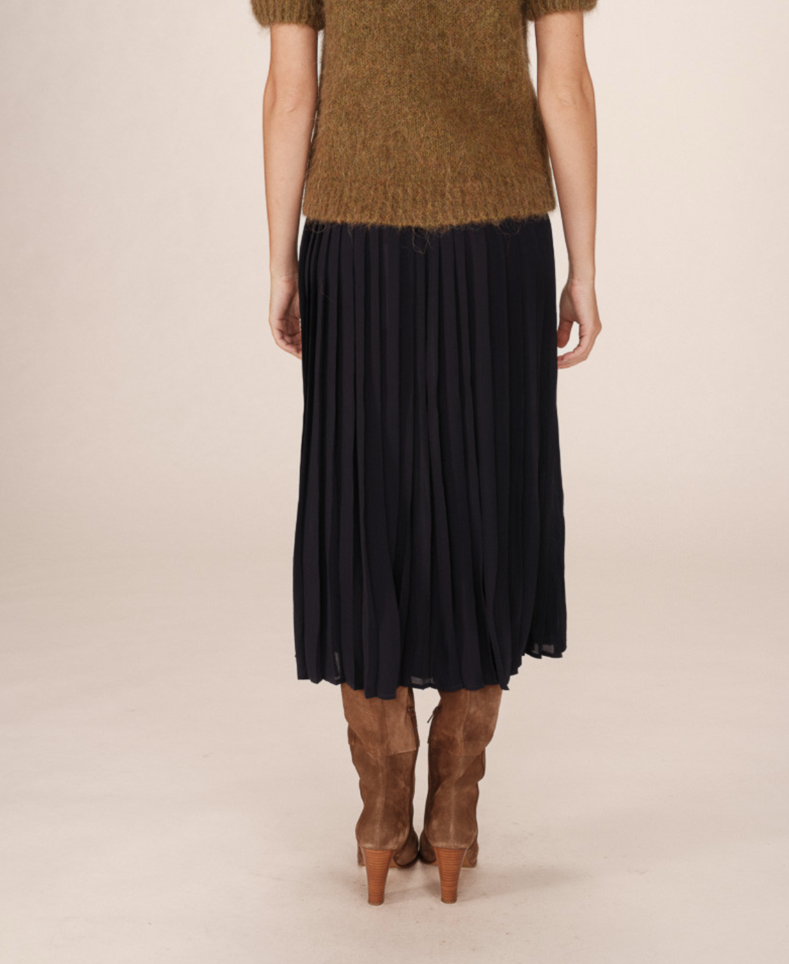 Grace & Mila Plisse pleated skirt in marine blue