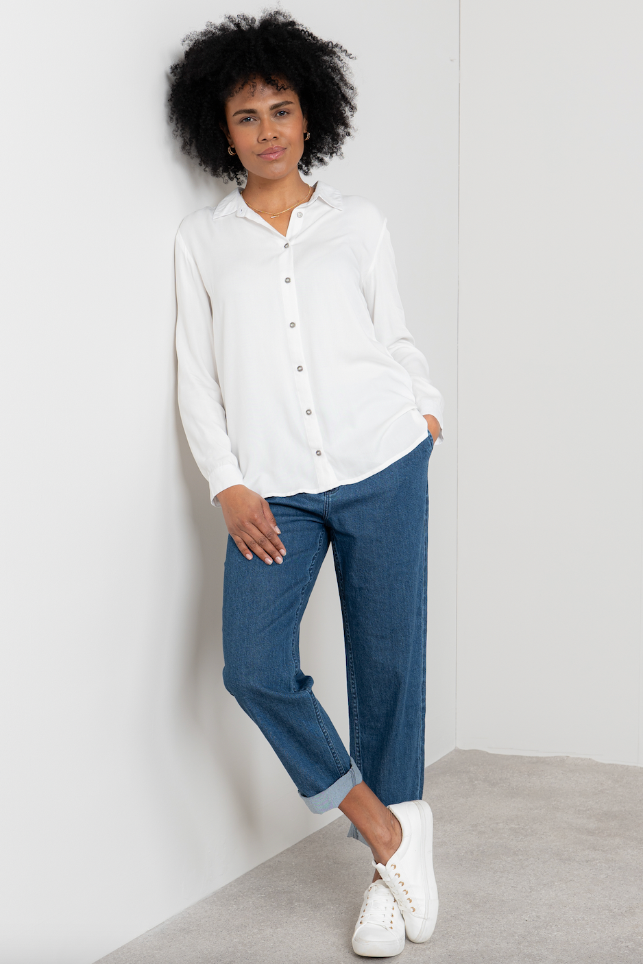 Lily & Me Elm shirt in white