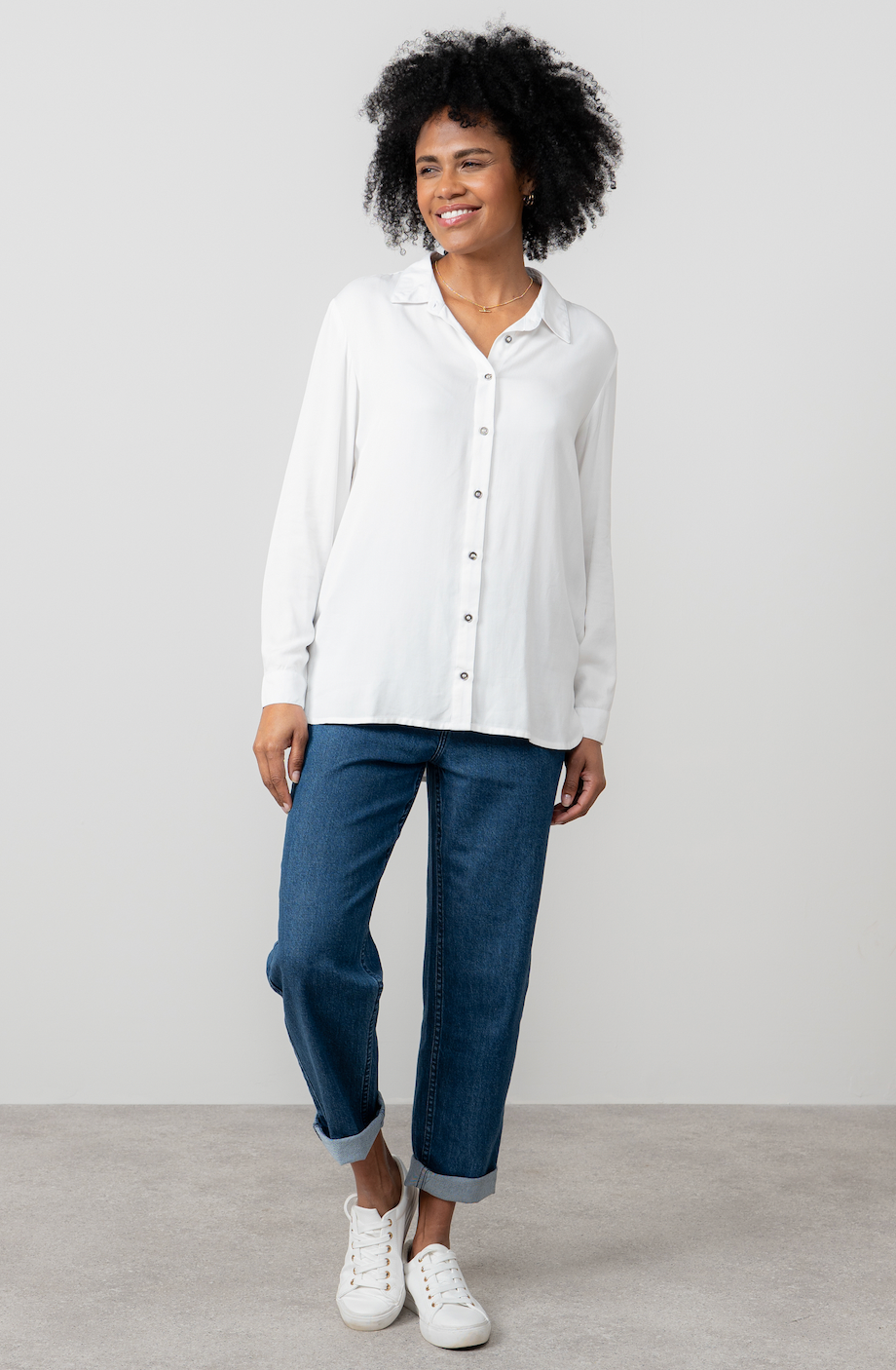 Lily & Me Elm shirt in white