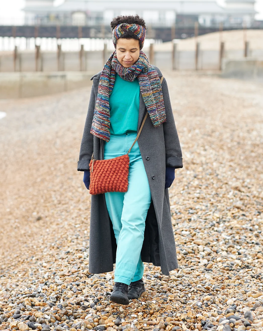 Aura Que Suman cross body bobble bag