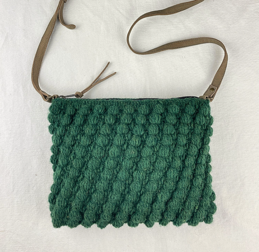Aura Que Suman cross body bobble bag