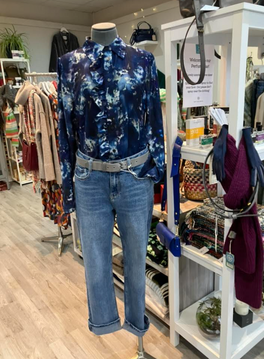 Yaya leather belt with oval buckle in dove gray