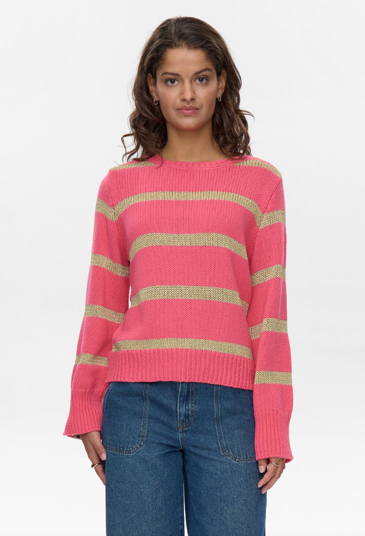 Numph Nukristy sweater in fandango pink