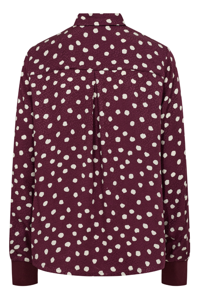 Numph Nulivy shirt in winetasting with contrast spot