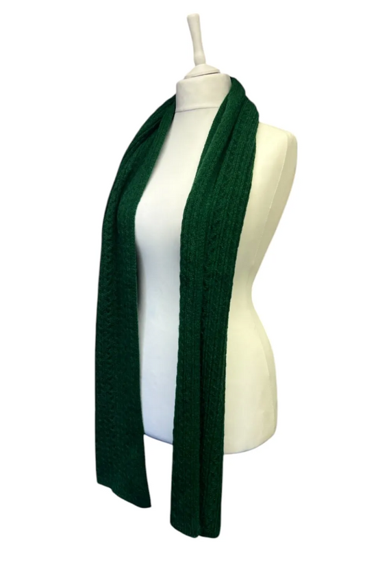 Jess & Lou Cable knit plain scarf