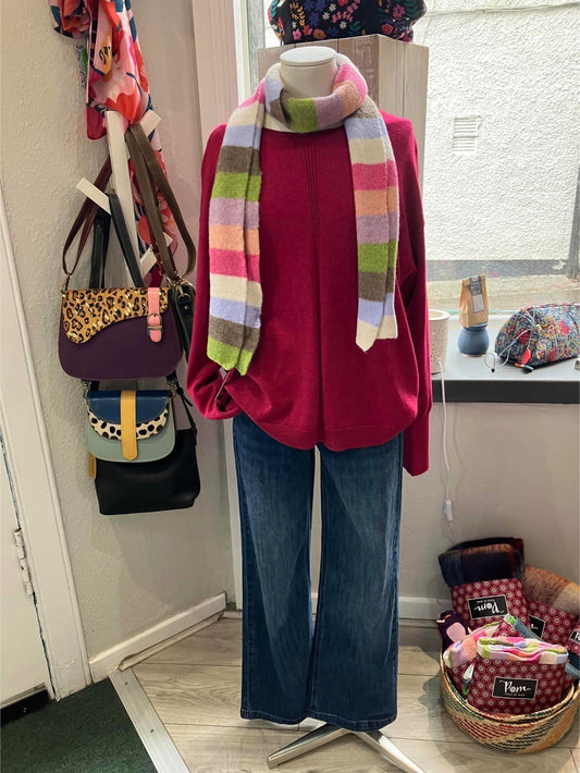 Paz Torras fuchsia pink sweater with round neck