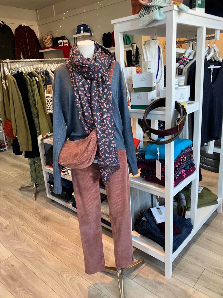 Lily & Me Brookend antique rose stretch trousers