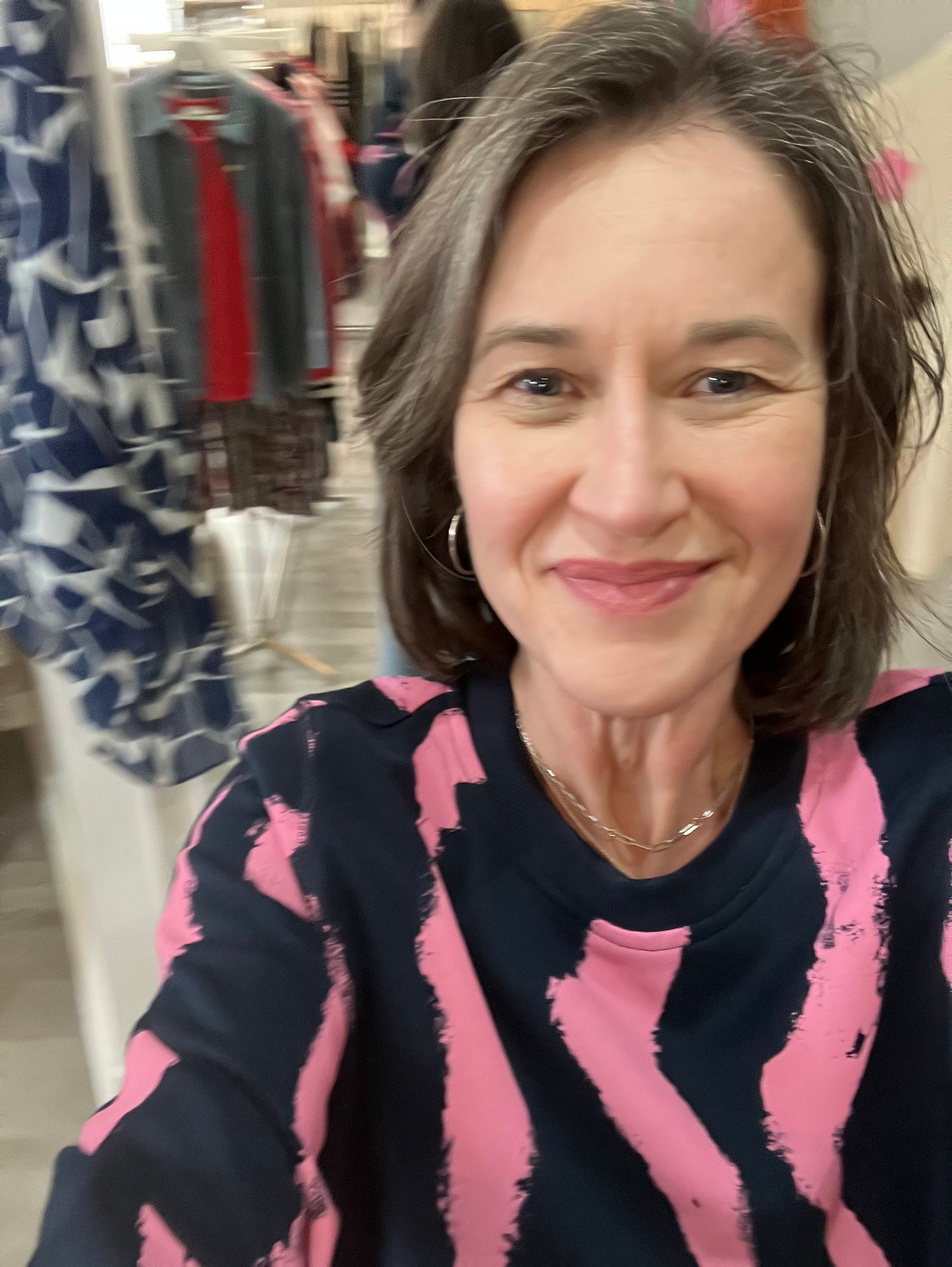 Numph Nunikola strokes sweat in pink carnation
