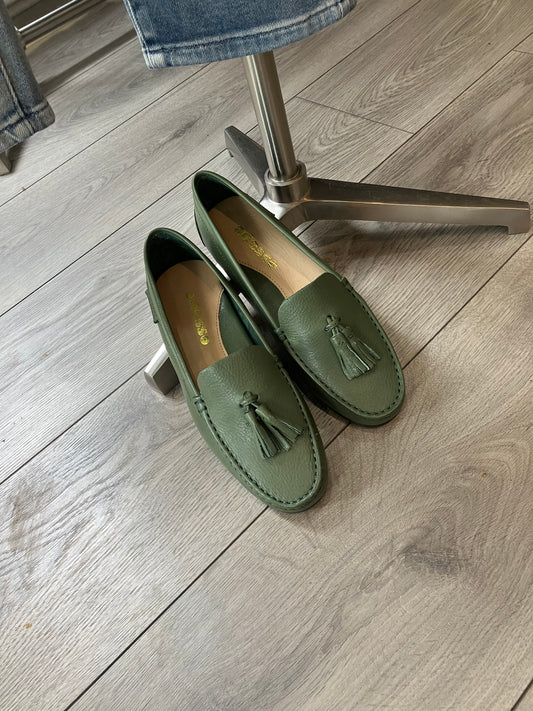 Adesso Tate loafer in moss green