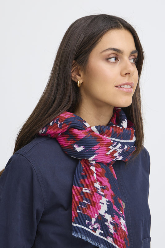 Fransa Plisea scarf in very berry