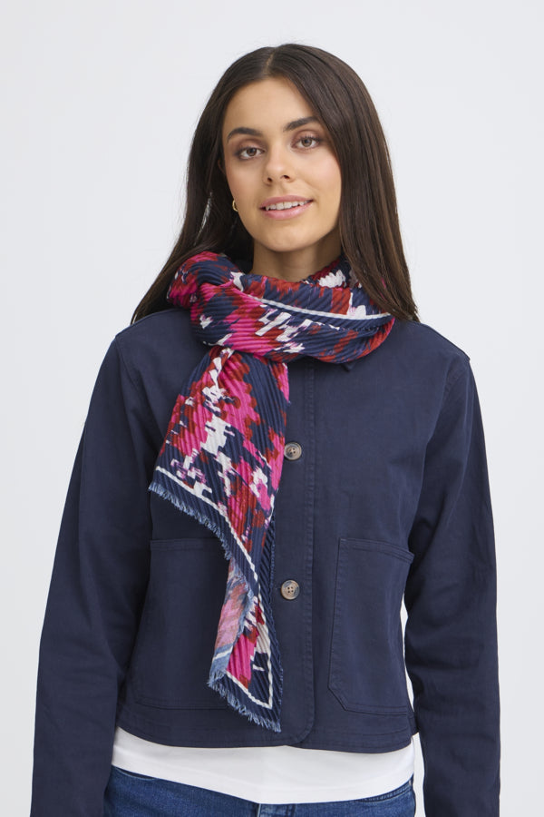 Fransa Plisea scarf in very berry