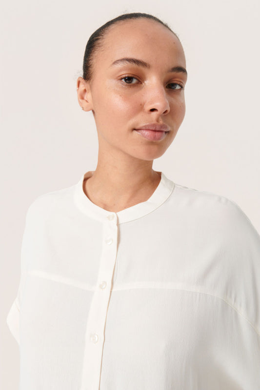 Soaked Helia short sleeved shirt in broken white