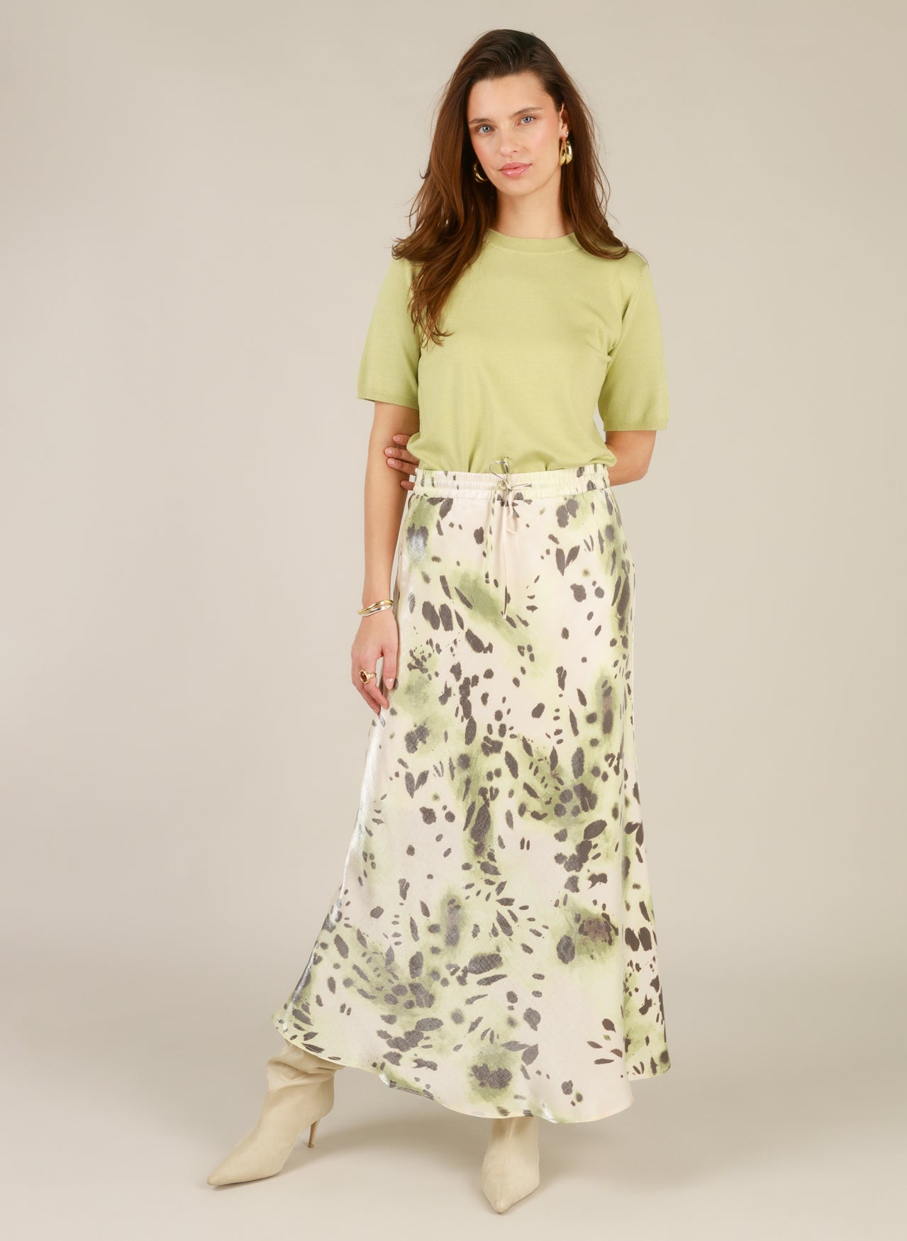 Yest Iman short sleeved sweater in linden - [shop_name Strathaven] [womens clothing]