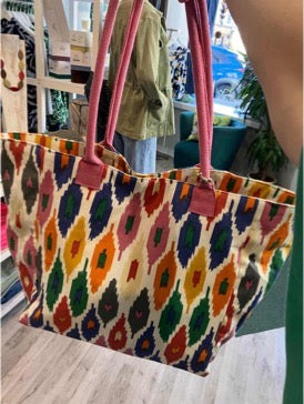 POM cotton diamond Ikat print large tote bag