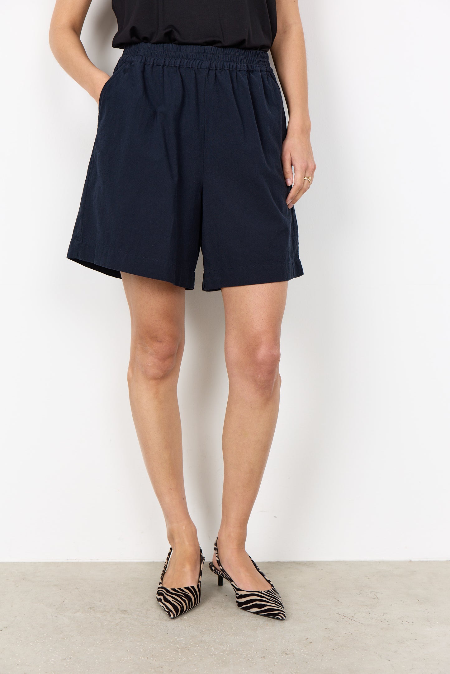 Soya Concept Cissie navy shorts - [shop_name Strathaven] [womens clothing]