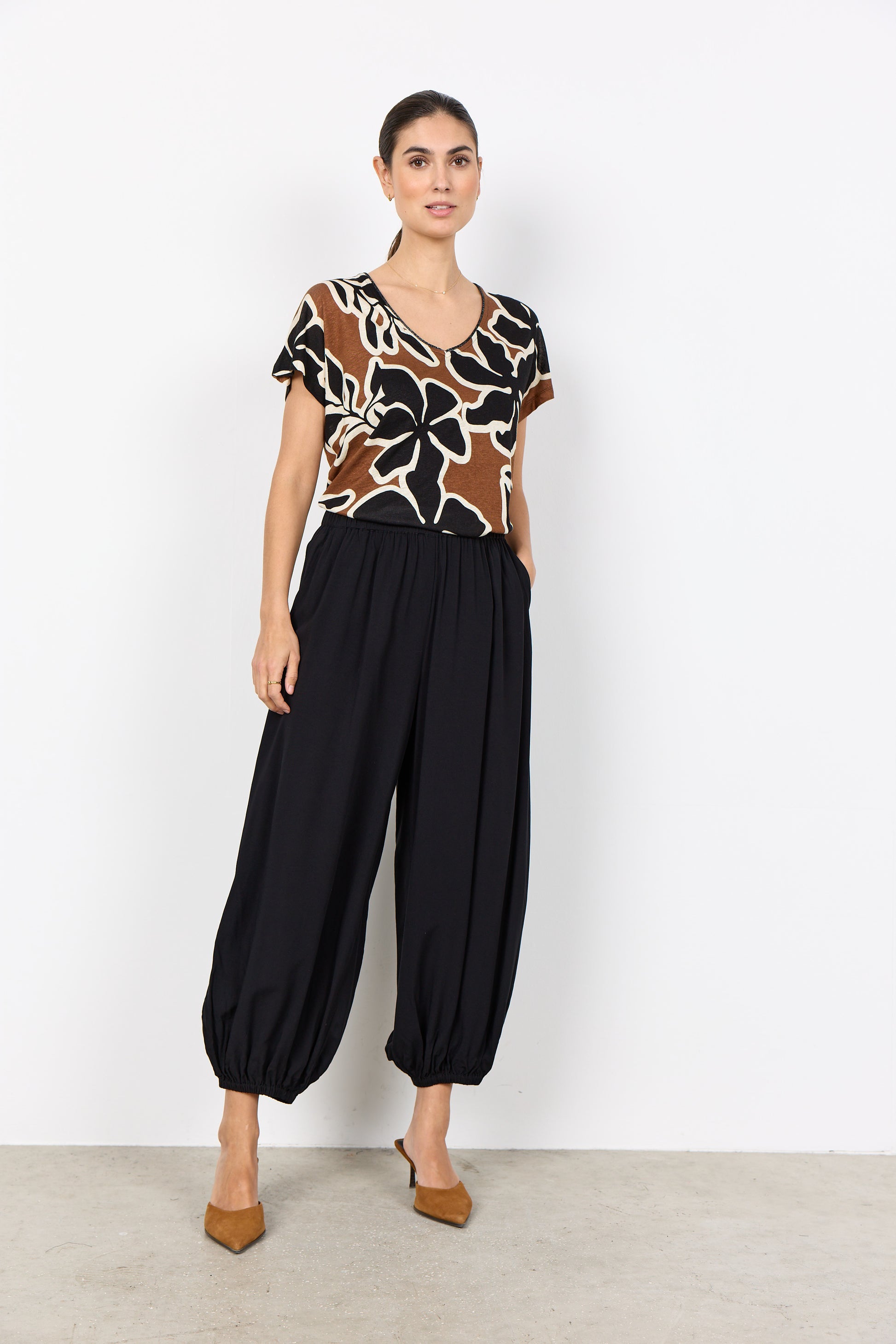Soya Concept Radia balloon pants in black - [shop_name Strathaven] [womens clothing]