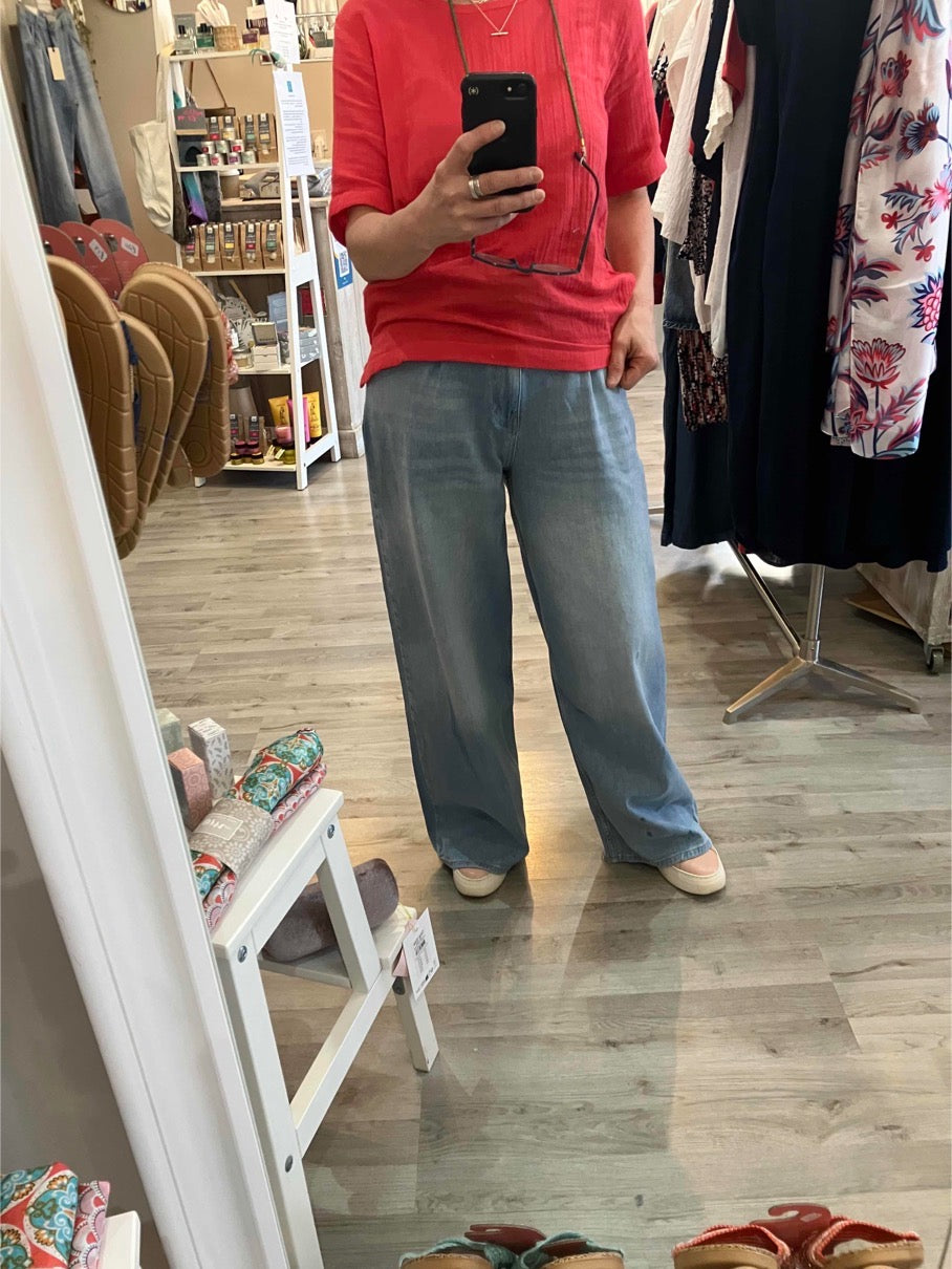 Yaya light blue jeans with wide legs (L30)