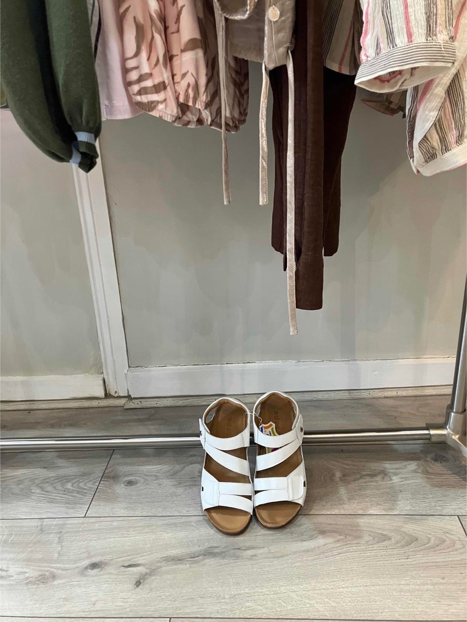 Adesso Luma white leather sandal - [shop_name Strathaven] [womens clothing]