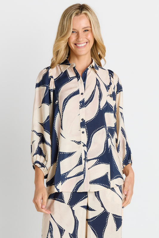 Betty Basics Nova shirt in navy floral - [shop_name Strathaven] [womens clothing]