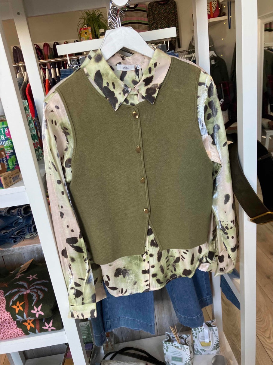 Ianka vest knit in olive - [shop_name Strathaven] [womens clothing]