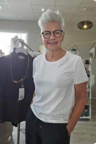 Fransa Zashoulder tee in white