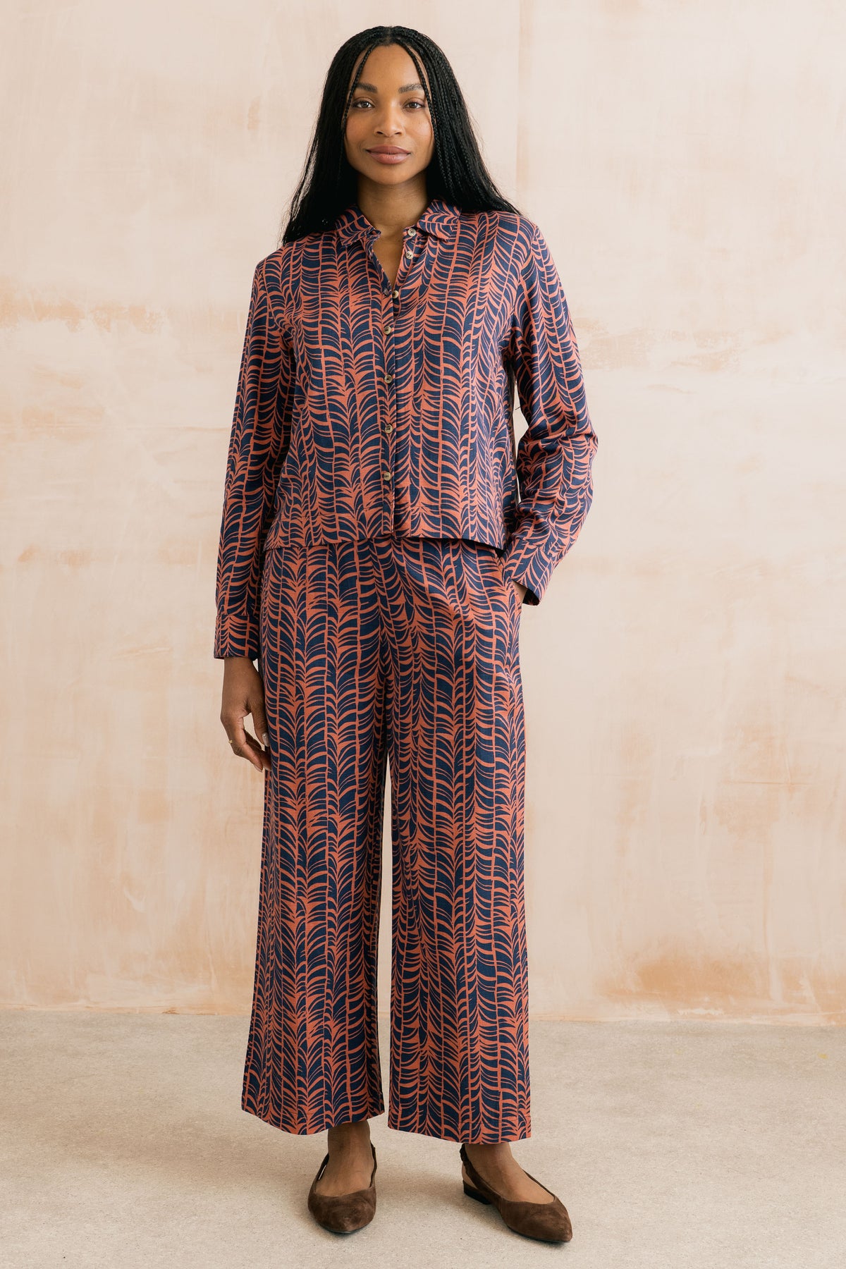 Lily & Me Bracken shirt leafwork in navy - [shop_name Strathaven] [womens clothing]