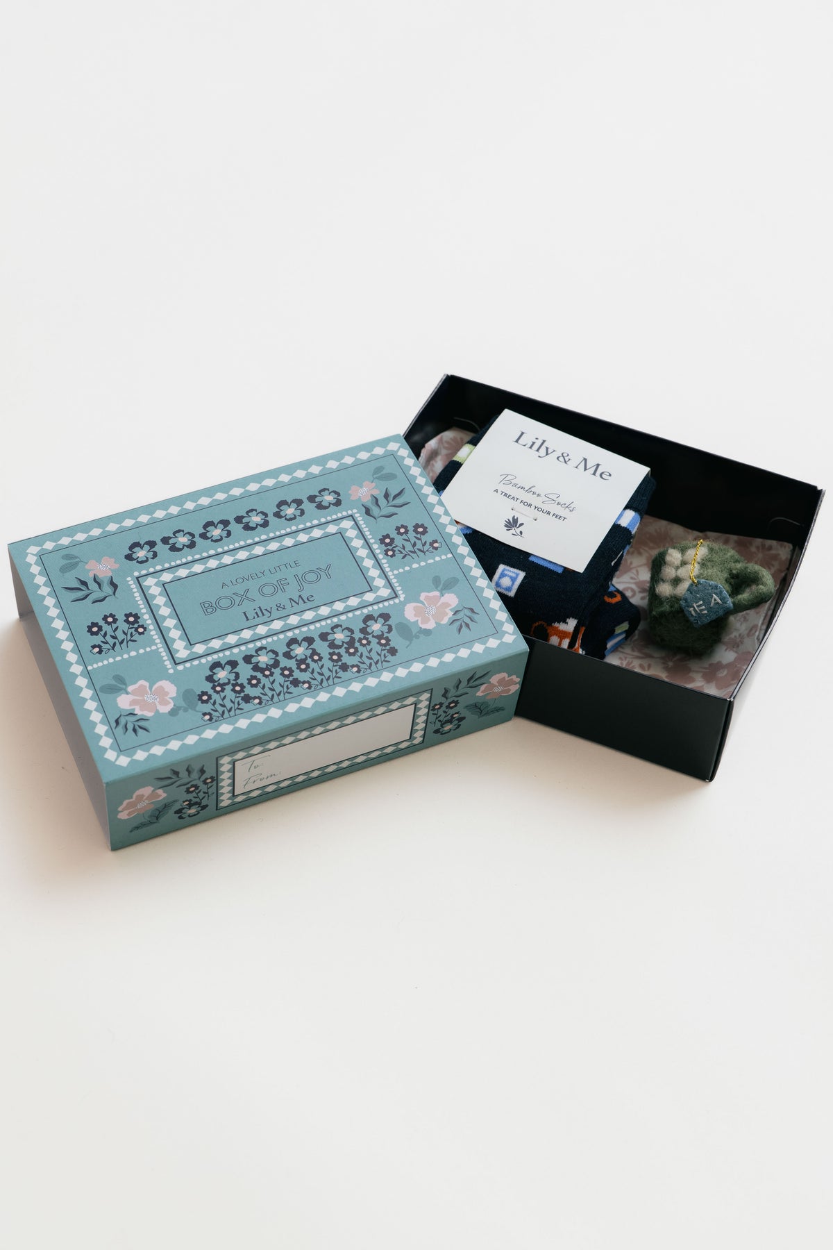 Lily & Me perfect cuppa sock gift set - [shop_name Strathaven] [womens clothing]