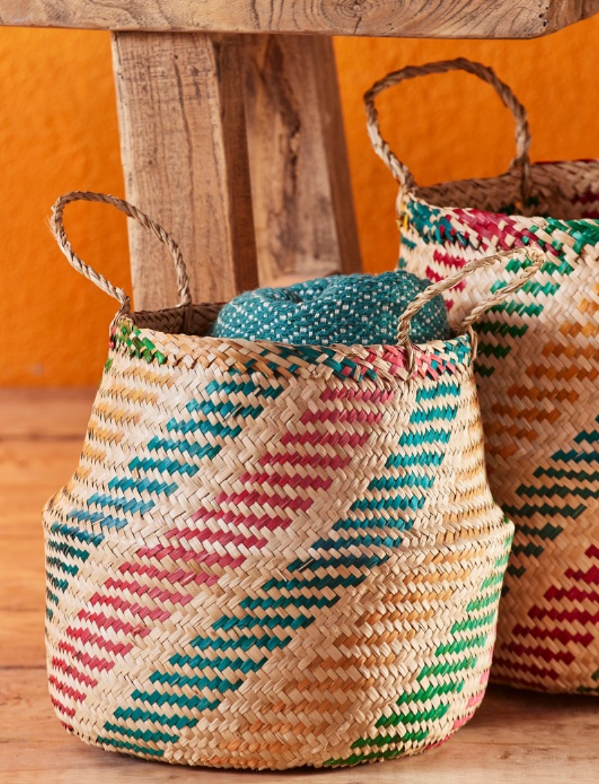 Seagrass basket small in stripe design