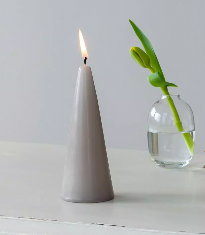 Cone candle in light grey