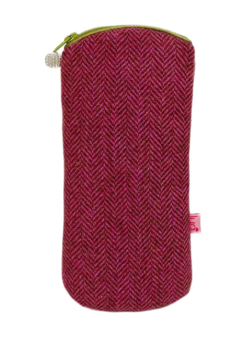 Lua glasses purse in herringbone pattern