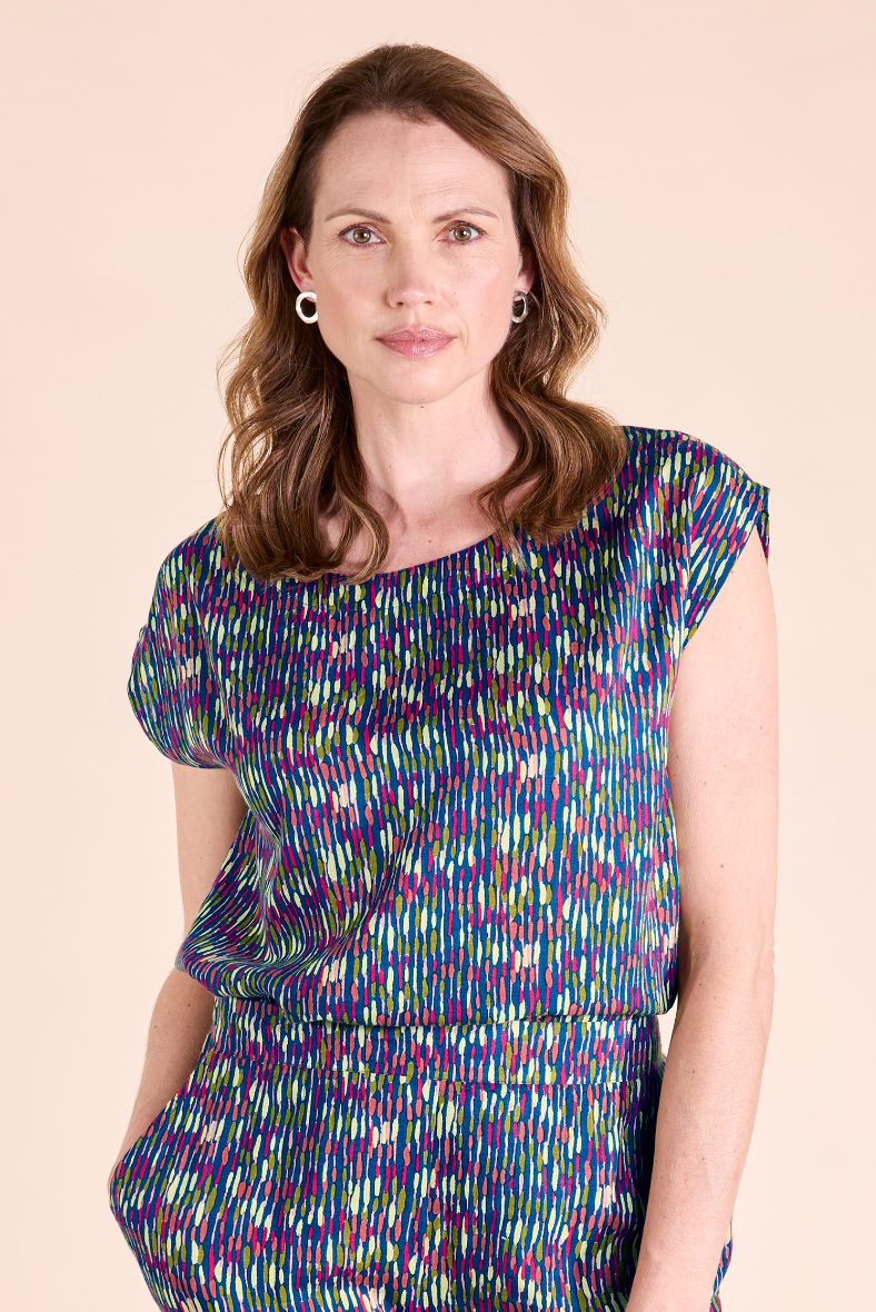 Nomads Viscose boat neck top in jet
