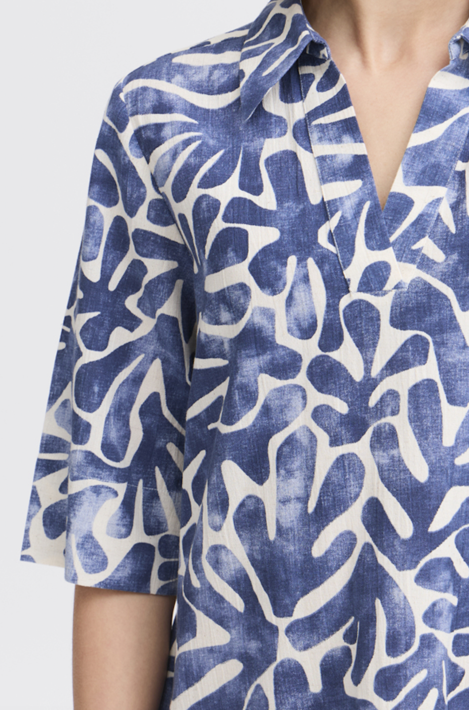 Fransa Maddie dress in blue and ecru