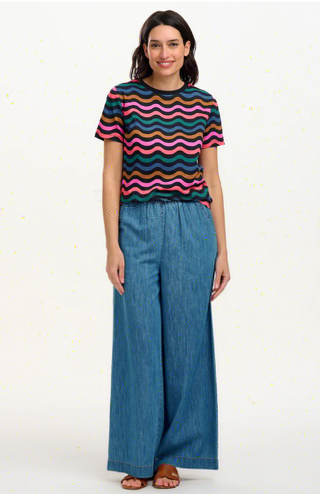 Sugarhill Brighton Maggie tee in black and multi wave
