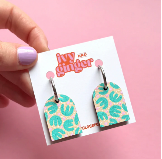 Ivy & Ginger fun retro arch hoop earrings