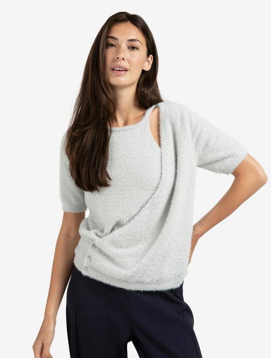 Yaya fluffy short sleeve sweater in light grey with wrapover