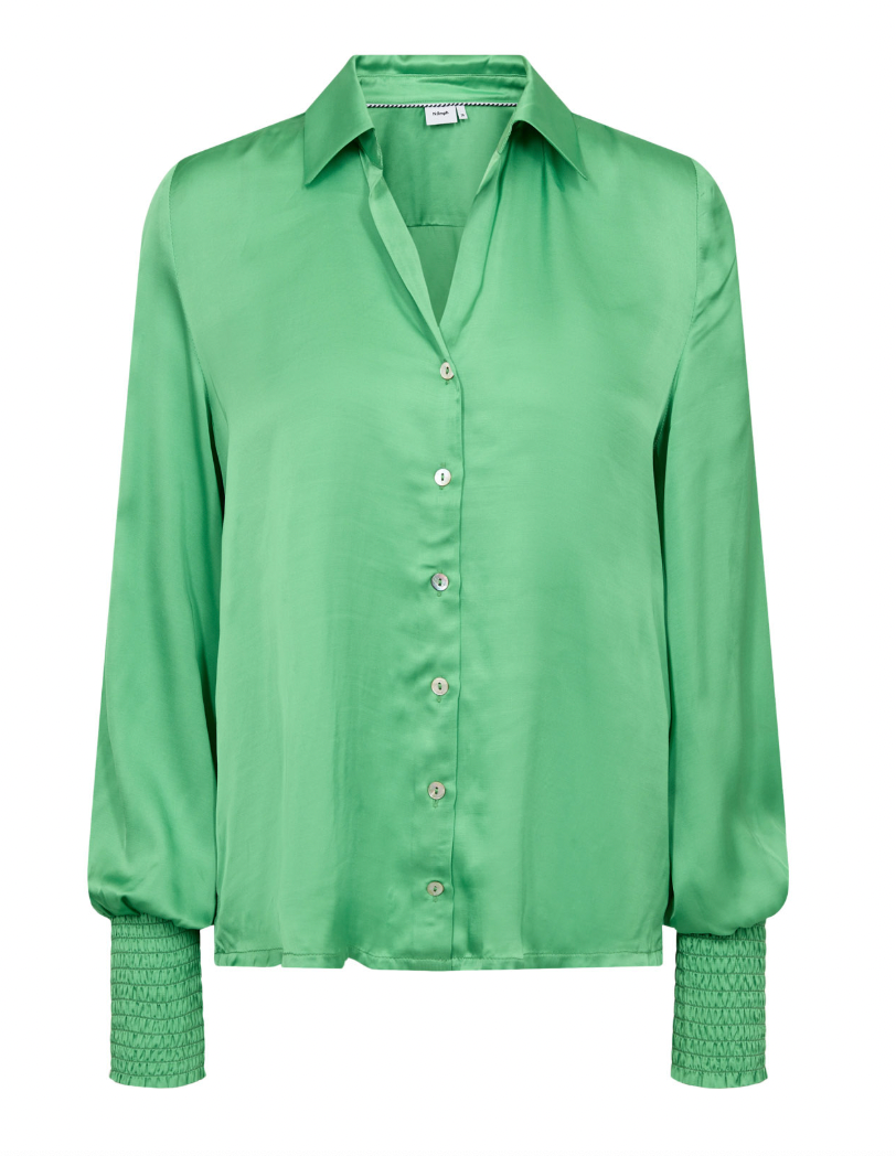 Numph Nusinan viscose blouse in vibrant green